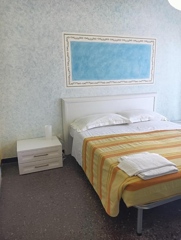Albergo Belvedere Албисола Марина Екстериор снимка