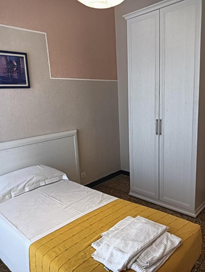 Albergo Belvedere Албисола Марина Екстериор снимка