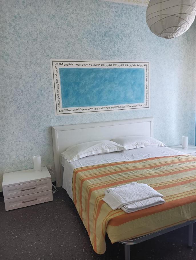 Albergo Belvedere Албисола Марина Екстериор снимка